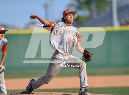 Thumbnail 1 in JV: Lee [Robert E.] vs Madison photogallery.