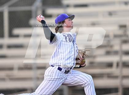 Thumbnail 1 in Lodi @ Tokay photogallery.