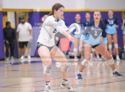 Thumbnail 3 in Marymount vs. Mater Dei (Durango Fall Classic) photogallery.