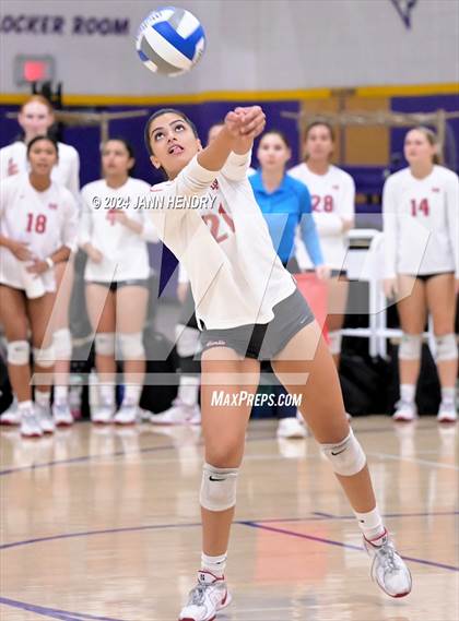 Thumbnail 3 in Marymount vs. Mater Dei (Durango Fall Classic) photogallery.