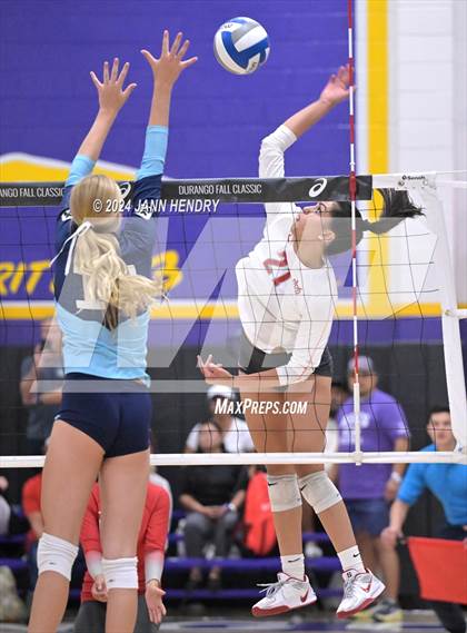 Thumbnail 2 in Marymount vs. Mater Dei (Durango Fall Classic) photogallery.