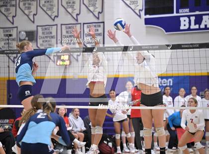 Thumbnail 2 in Marymount vs. Mater Dei (Durango Fall Classic) photogallery.