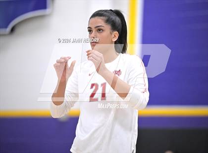 Thumbnail 3 in Marymount vs. Mater Dei (Durango Fall Classic) photogallery.