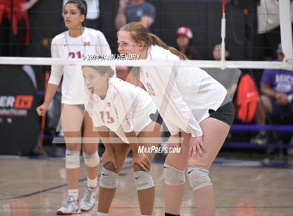 Thumbnail 3 in Marymount vs. Mater Dei (Durango Fall Classic) photogallery.