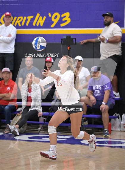 Thumbnail 3 in Marymount vs. Mater Dei (Durango Fall Classic) photogallery.