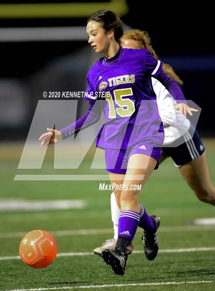 Thumbnail 2 in Archbishop Hannan @ Thibodaux photogallery.