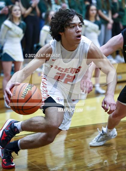 Thumbnail 3 in Westfield vs Fishers (IHSAA 4A Round 1 Sectional) photogallery.