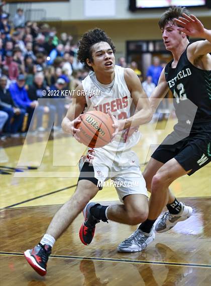 Thumbnail 1 in Westfield vs Fishers (IHSAA 4A Round 1 Sectional) photogallery.