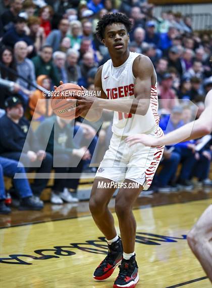 Thumbnail 3 in Westfield vs Fishers (IHSAA 4A Round 1 Sectional) photogallery.