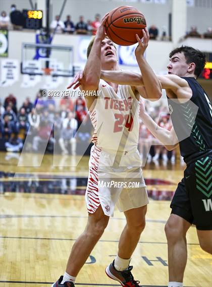 Thumbnail 3 in Westfield vs Fishers (IHSAA 4A Round 1 Sectional) photogallery.