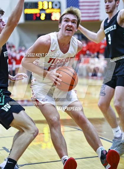 Thumbnail 1 in Westfield vs Fishers (IHSAA 4A Round 1 Sectional) photogallery.