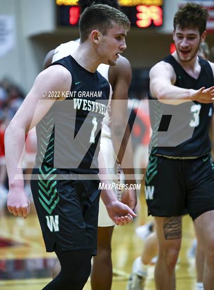 Thumbnail 2 in Westfield vs Fishers (IHSAA 4A Round 1 Sectional) photogallery.