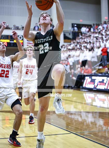 Thumbnail 1 in Westfield vs Fishers (IHSAA 4A Round 1 Sectional) photogallery.
