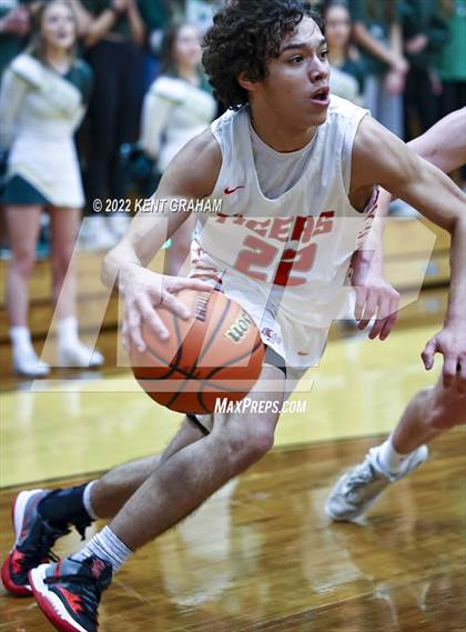 Thumbnail 1 in Westfield vs Fishers (IHSAA 4A Round 1 Sectional) photogallery.