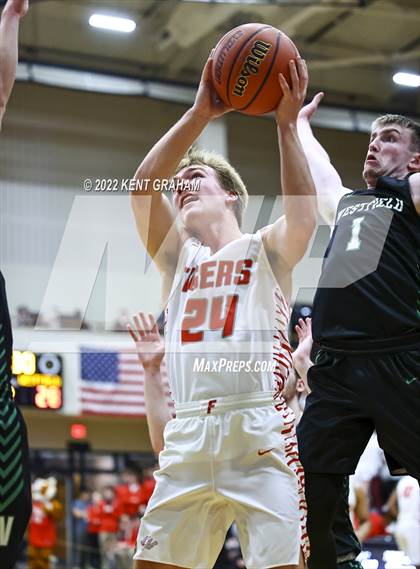 Thumbnail 1 in Westfield vs Fishers (IHSAA 4A Round 1 Sectional) photogallery.