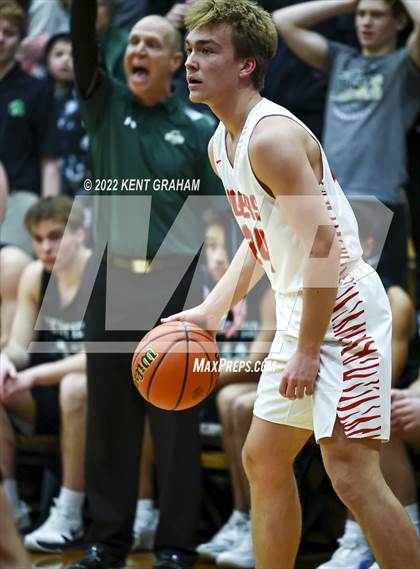 Thumbnail 3 in Westfield vs Fishers (IHSAA 4A Round 1 Sectional) photogallery.