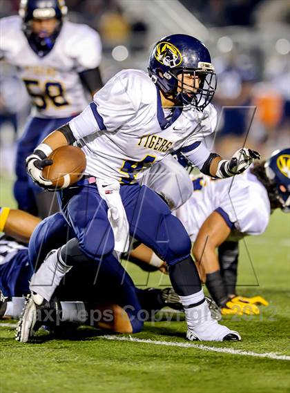 Thumbnail 3 in Inderkum vs. Vista del Lago (CIF SJS D3 Semifinal) photogallery.