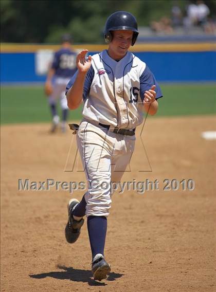 Thumbnail 2 in Elk Grove vs. Pleasant Grove (CIF SJS D1 Playoffs) photogallery.