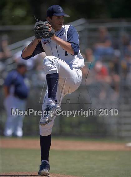 Thumbnail 2 in Elk Grove vs. Pleasant Grove (CIF SJS D1 Playoffs) photogallery.