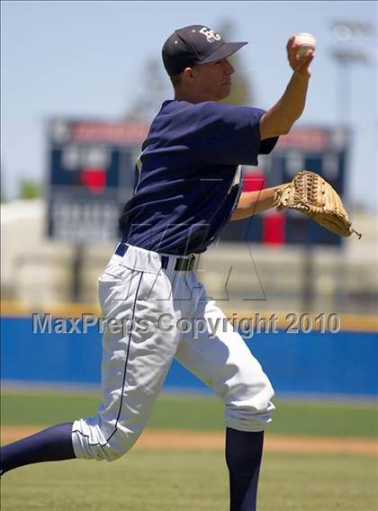 Thumbnail 2 in Elk Grove vs. Pleasant Grove (CIF SJS D1 Playoffs) photogallery.