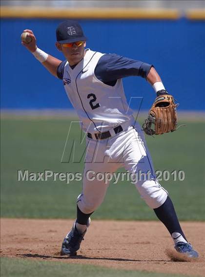 Thumbnail 1 in Elk Grove vs. Pleasant Grove (CIF SJS D1 Playoffs) photogallery.