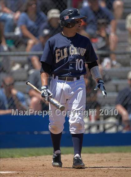 Thumbnail 1 in Elk Grove vs. Pleasant Grove (CIF SJS D1 Playoffs) photogallery.