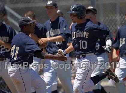 Thumbnail 2 in Elk Grove vs. Pleasant Grove (CIF SJS D1 Playoffs) photogallery.