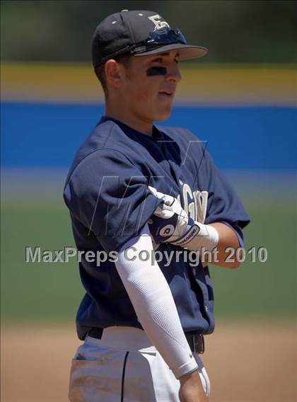 Thumbnail 3 in Elk Grove vs. Pleasant Grove (CIF SJS D1 Playoffs) photogallery.