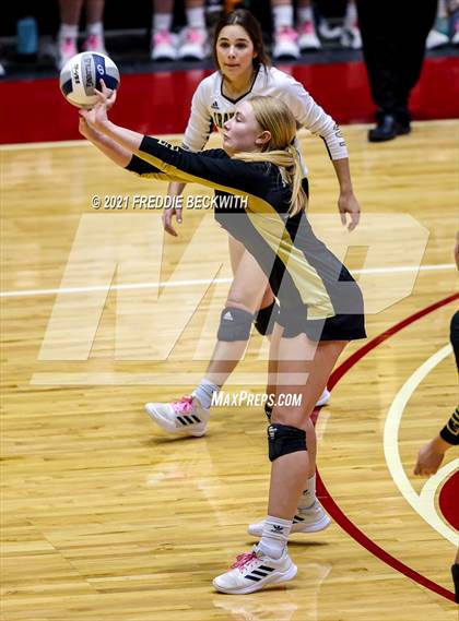 Thumbnail 2 in Beckville vs. Crawford (UIL Volleyball 2A Semi-Finals)  photogallery.