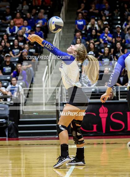 Thumbnail 3 in Beckville vs. Crawford (UIL Volleyball 2A Semi-Finals)  photogallery.