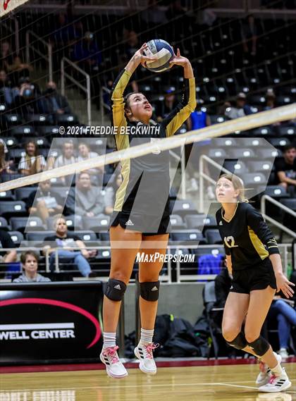 Thumbnail 1 in Beckville vs. Crawford (UIL Volleyball 2A Semi-Finals)  photogallery.