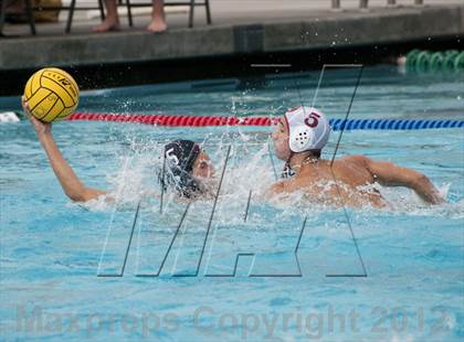 Thumbnail 1 in King [Dr. Martin Luther] vs. La Canada (CIF SS D3 Final) photogallery.