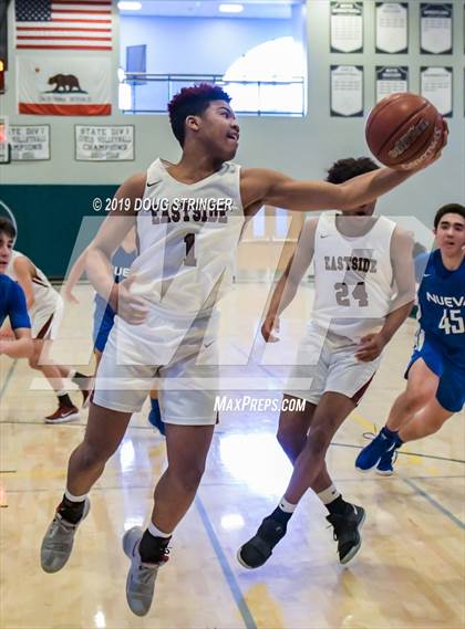 Thumbnail 2 in The Nueva School vs. Eastside College Prep (CIF-CCS D5 Boys Championship) photogallery.