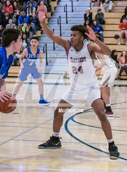 Thumbnail 3 in The Nueva School vs. Eastside College Prep (CIF-CCS D5 Boys Championship) photogallery.