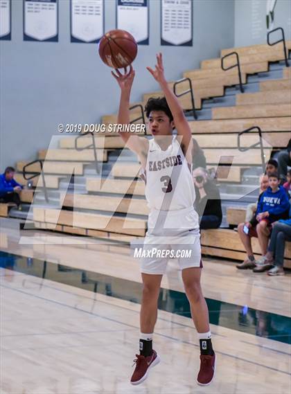 Thumbnail 2 in The Nueva School vs. Eastside College Prep (CIF-CCS D5 Boys Championship) photogallery.
