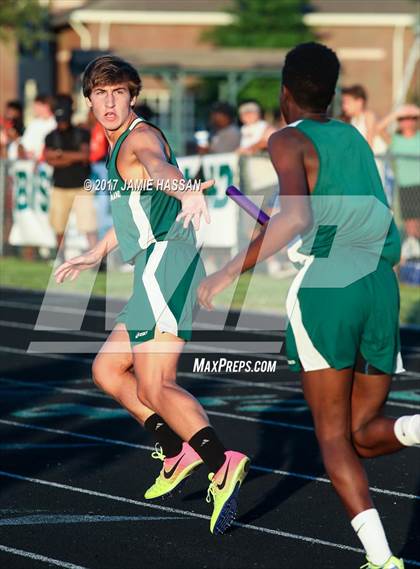 Thumbnail 3 in SCHSL 3A Regional Track Meet  (Track Events) photogallery.
