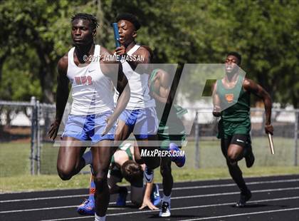 Thumbnail 1 in SCHSL 3A Regional Track Meet  (Track Events) photogallery.