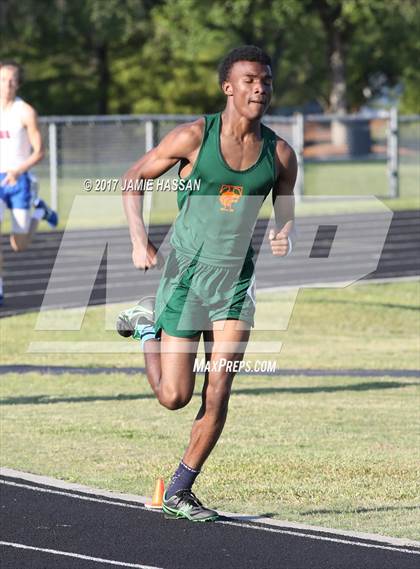 Thumbnail 2 in SCHSL 3A Regional Track Meet  (Track Events) photogallery.