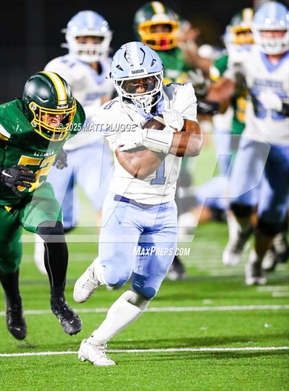 Thumbnail 2 in Saugus @ Canyon photogallery.