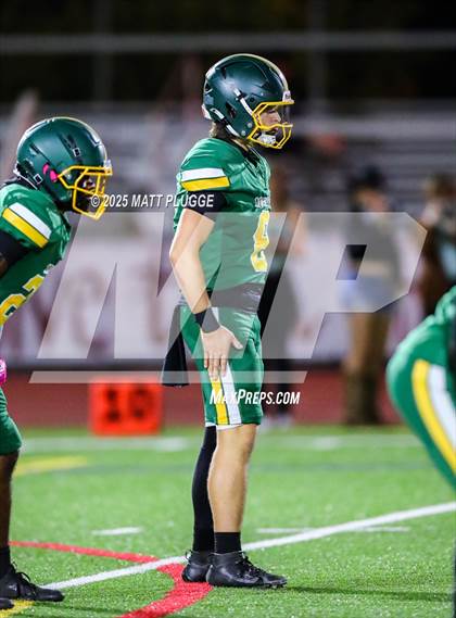 Thumbnail 1 in Saugus @ Canyon photogallery.