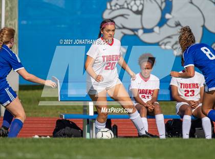 Thumbnail 2 in Tourtellotte @ Lyman Memorial photogallery.