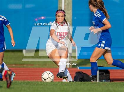 Thumbnail 2 in Tourtellotte @ Lyman Memorial photogallery.