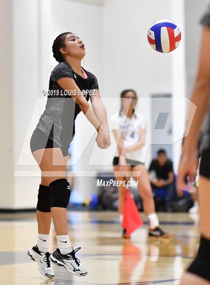 Thumbnail 2 in Baldwin Park @ Charter Oak photogallery.