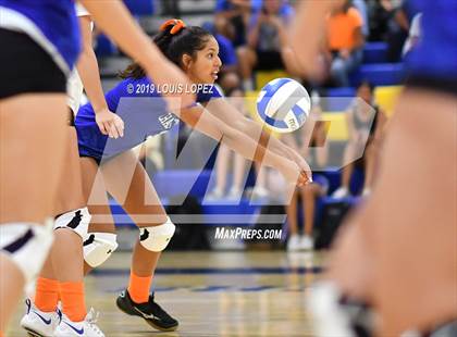 Thumbnail 2 in Baldwin Park @ Charter Oak photogallery.