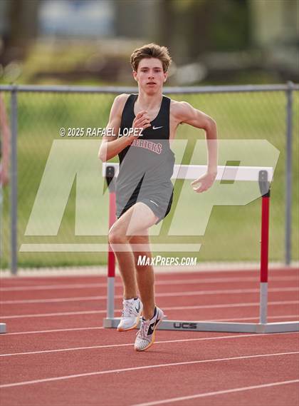 Thumbnail 3 in Rosehill Eagle Relays (300M Hurdles) photogallery.