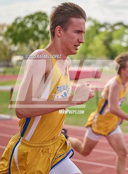 Thumbnail 3 in Rosehill Eagle Relays (300M Hurdles) photogallery.