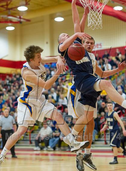 Thumbnail 3 in Franklin Regional vs. Hampton (WPIAL Class AAAA Quarterfinal) photogallery.