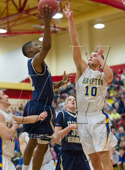 Thumbnail 2 in Franklin Regional vs. Hampton (WPIAL Class AAAA Quarterfinal) photogallery.