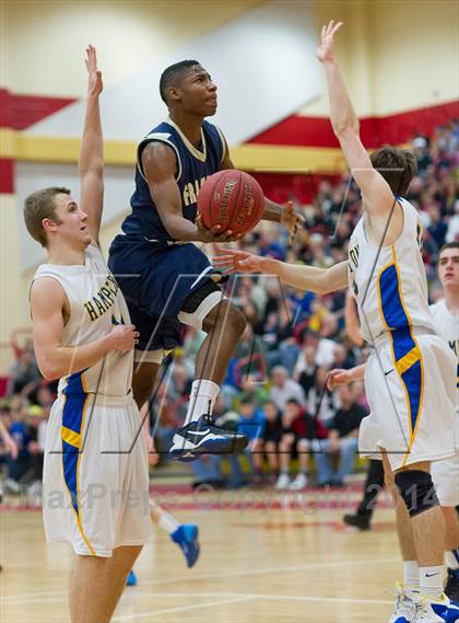 Thumbnail 2 in Franklin Regional vs. Hampton (WPIAL Class AAAA Quarterfinal) photogallery.
