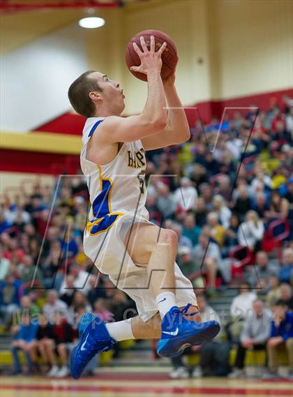 Thumbnail 2 in Franklin Regional vs. Hampton (WPIAL Class AAAA Quarterfinal) photogallery.